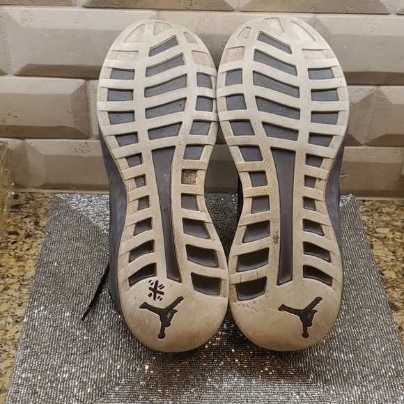 SOLD!! JORDAN Formula 23 Dark Gray - Size 11 - Picture 9 of 10